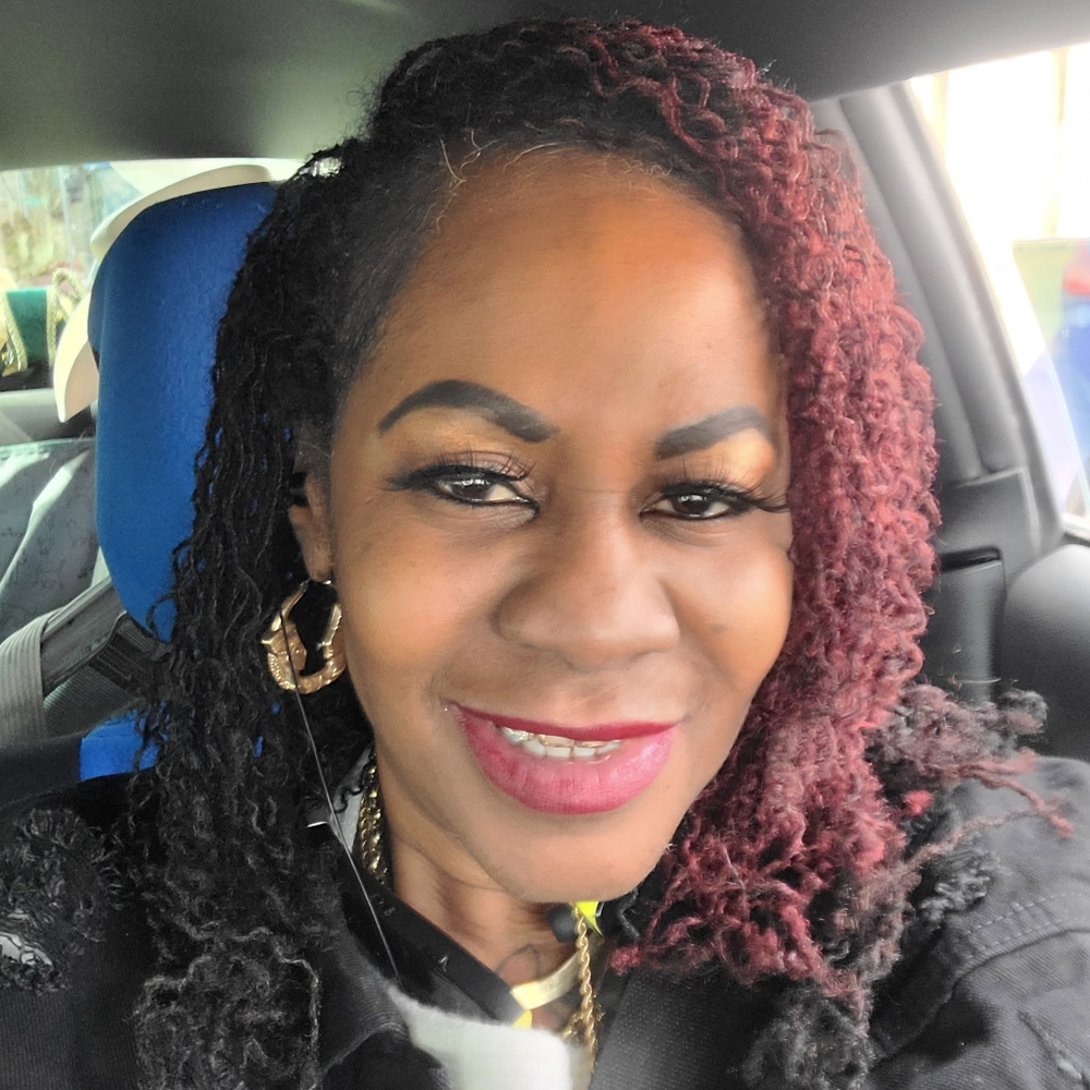Meet your Posher, Carmen